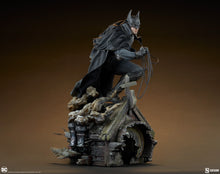Cargar imagen en el visor de la galería, Pre-Venta: Batman: Gotham by Gaslight Premium Format - Sideshow
