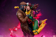 Cargar imagen en el visor de la galería, Rogue and Gambit Statue - Sideshow Collectibles
